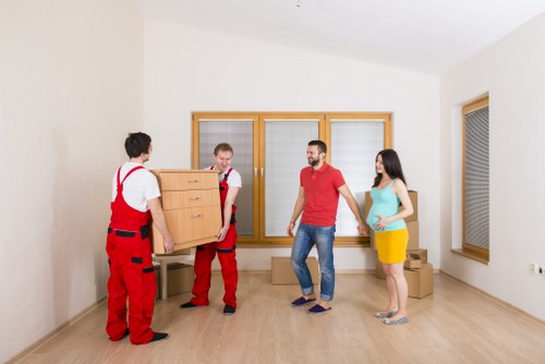 Van transport for residential and commercial customers near Colliers Wood